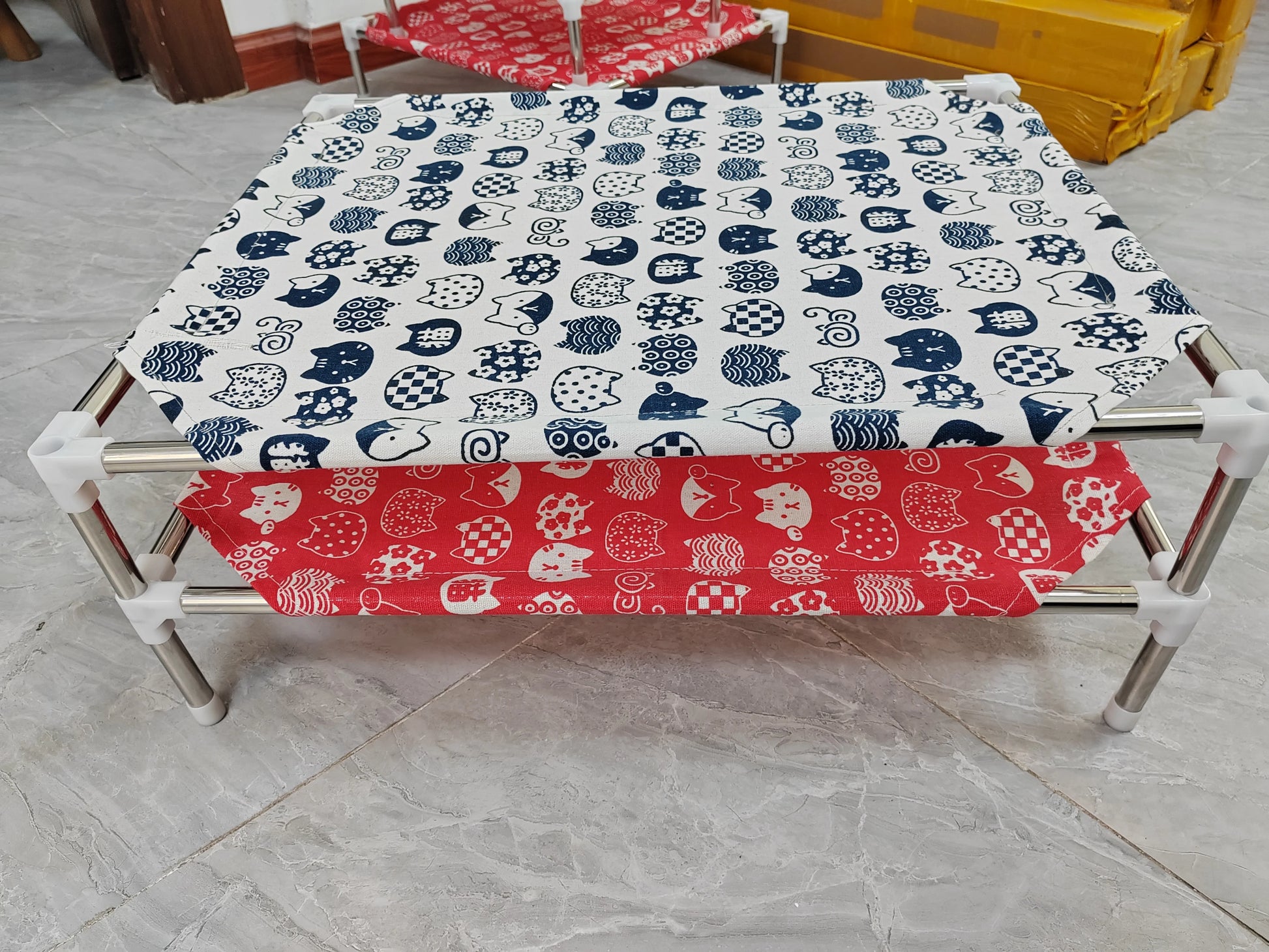 Letto rialzato per animali domestici per cani Letto per gatti Letto pieghevole per animali domestici da campeggio Cuccia per gatti Portatile Rimovibile Quattro stagioni Letto per cani e gatti Accessori per gatti - ITALYSALDI.IT